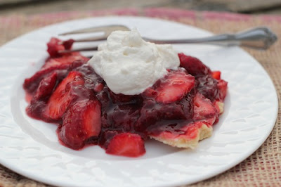 Diner-Style Strawberry Pie - Cooking with the Cooks