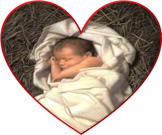 bebê enrolado num mando coração