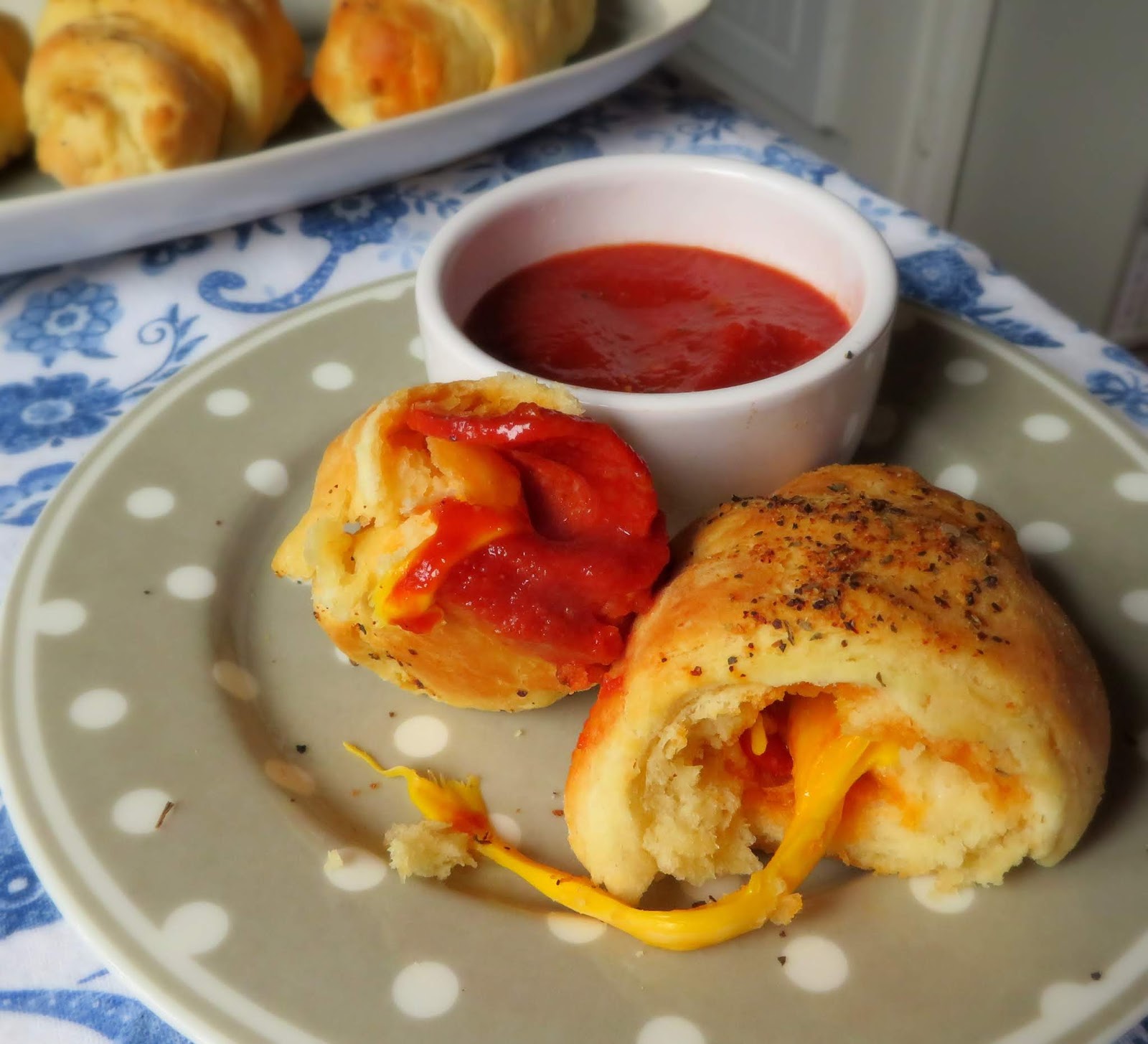 Easy Pizza Rolls The English Kitchen