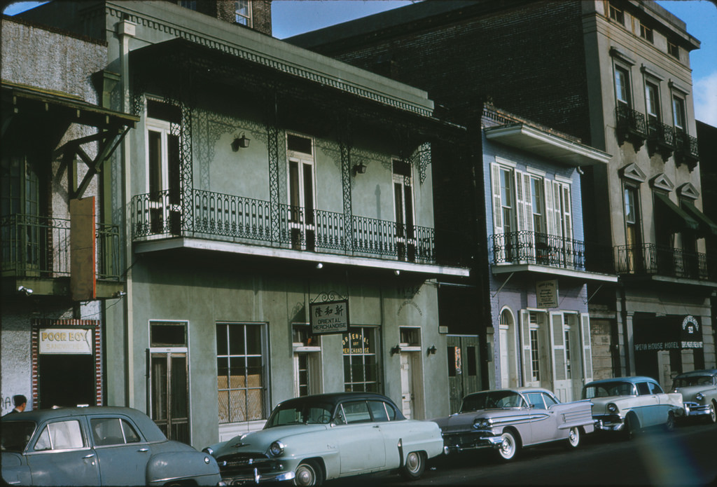 40 Color Snapshots That Capture Street Scenes of New Orleans During the 1950s Vintage Everyday