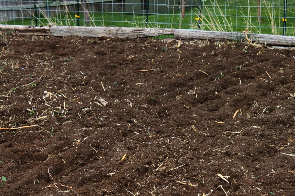 Easy Living the Hard Way: May 2012