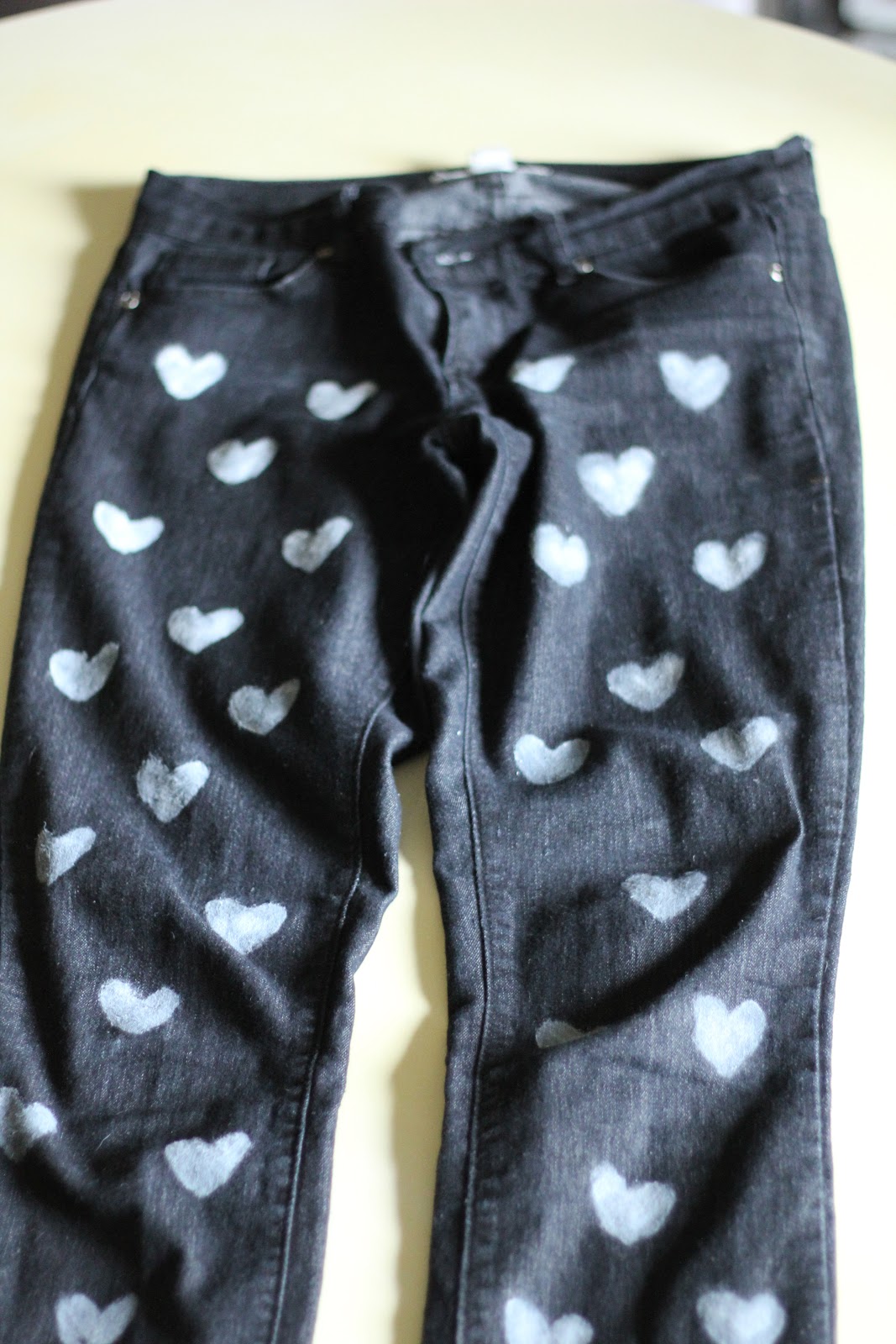 The Brotherton's: diy heart jeans