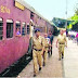 बिहारः डकैतों ने रेल यात्रियों से नकदी, जेवरात लूटे