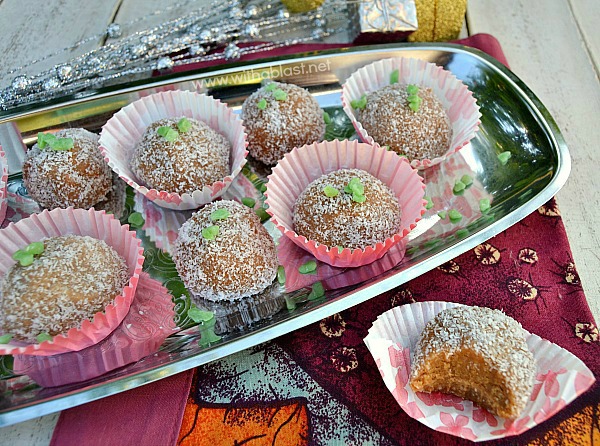 Peppermint Fudge Cookie Balls ~ These chewy, fudgy chocolate Peppermint Cookie Balls are mixed in a mixer, which only leaves you to roll them into Balls and cover with Coconut ~ total delight and a perfect edible gift idea ;-) #FudgeBalls #CookieBalls www.withablast.net