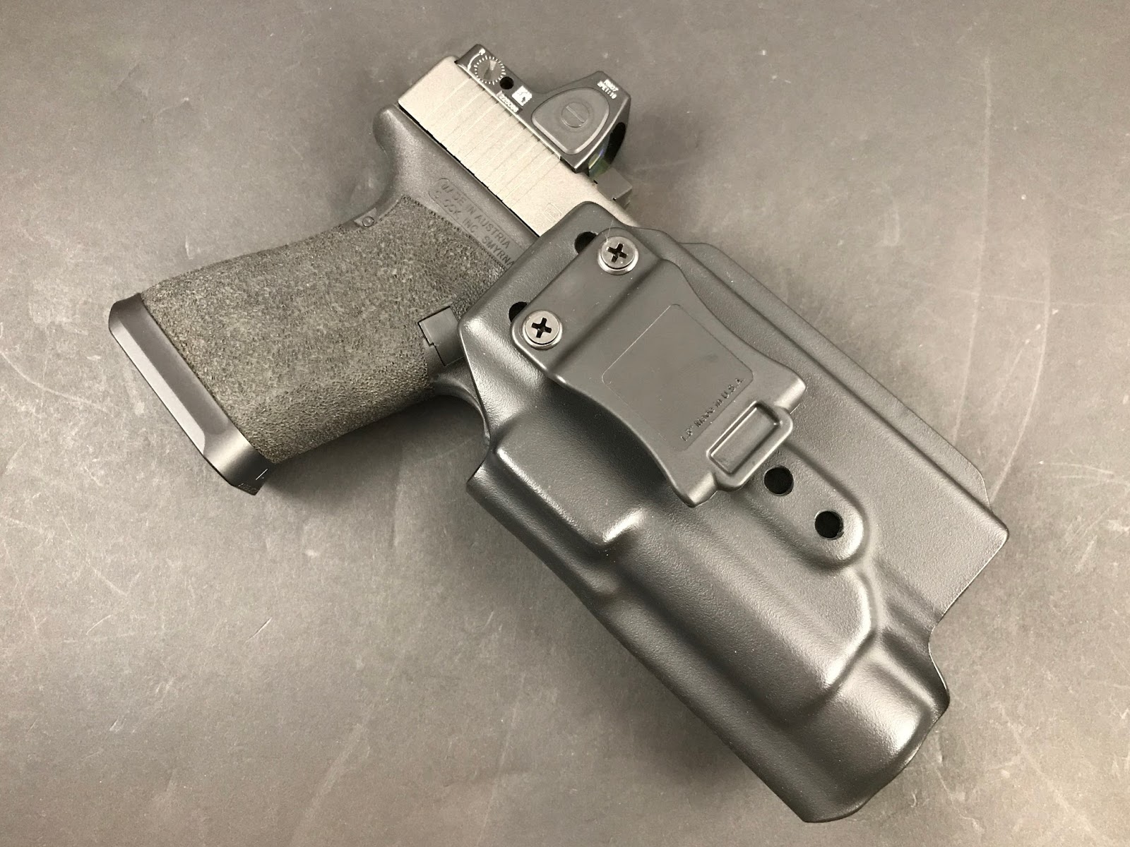 Minivan Door Gunner Armordillo Concealment Lux V.2 Holster Review