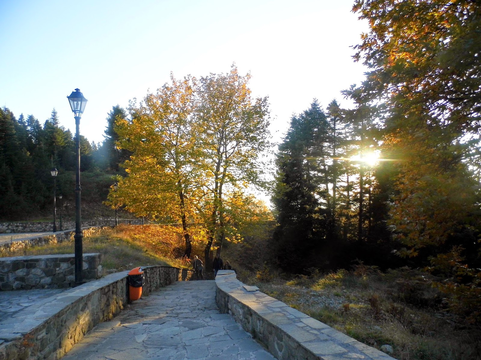 Σπηλαιοτρυπα – Ένα άγνωστο σπήλαιο κοντά στα Πράμαντα Ιωαννίνων  