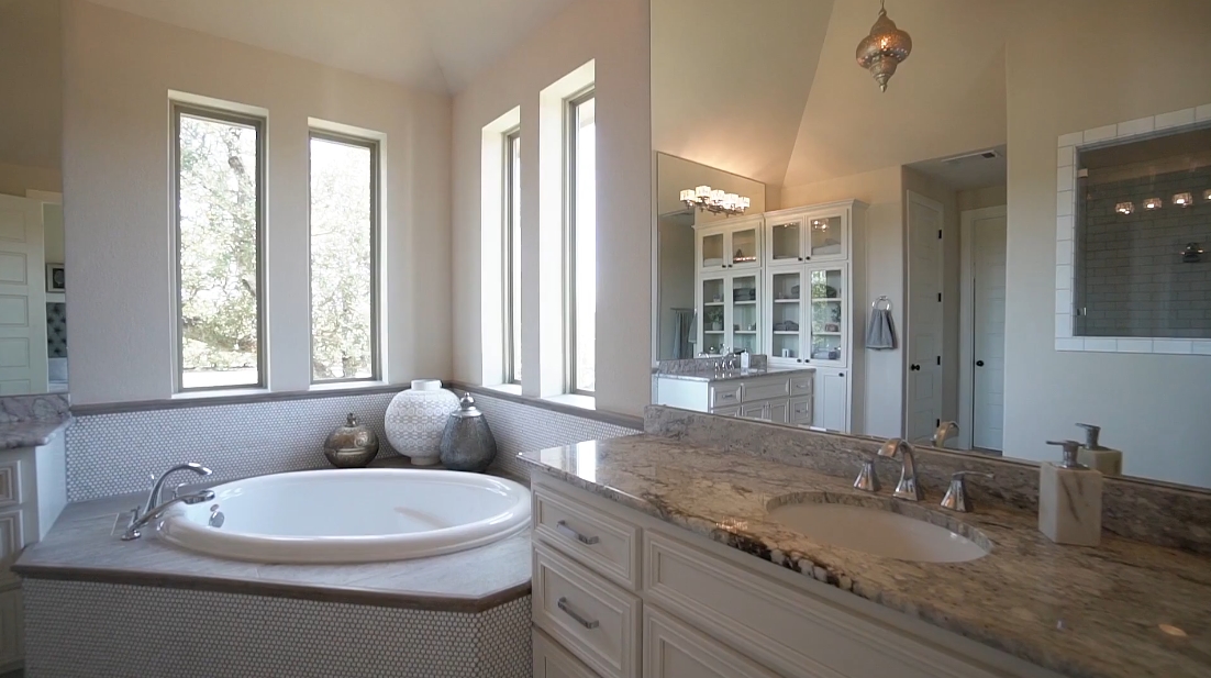 26 Interior Design Photos vs. Rocky Creek Austin Texas Luxury Home Tour