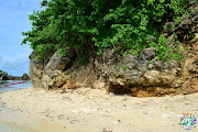 When we were there, we were with a group of people who were enjoying the . (guimaras )