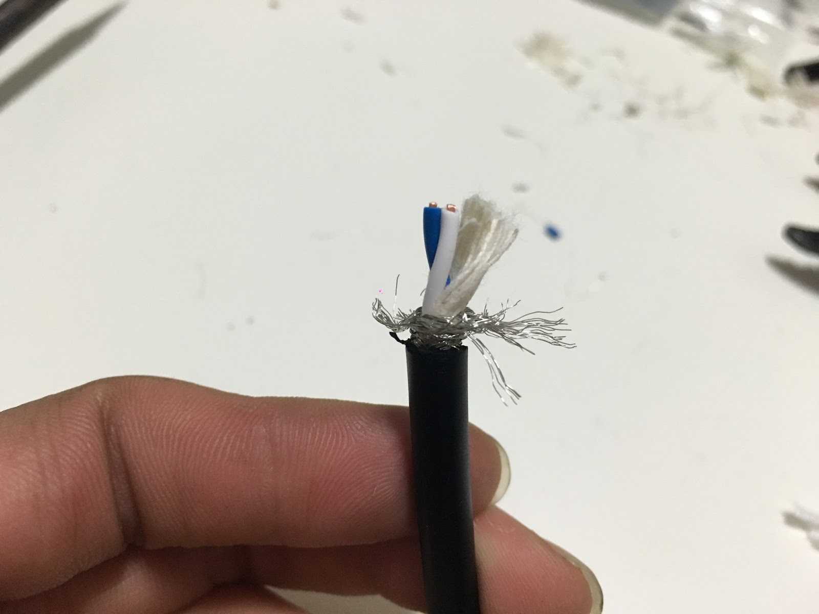 DJ Breakson Step by Step] How To Make RCA Cable