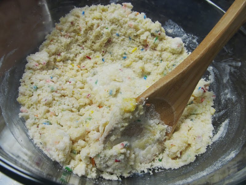 Apron Afternoons We're Back! With a Funfetti Pizookie