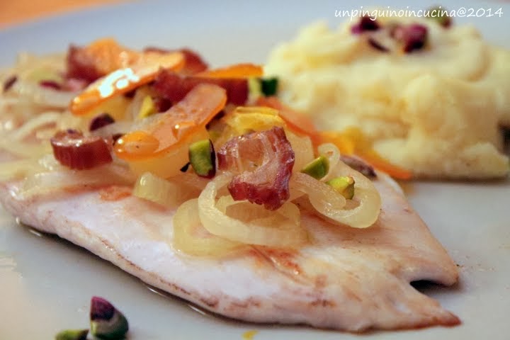 petto di pollo con bottarga e cipolla al marsala