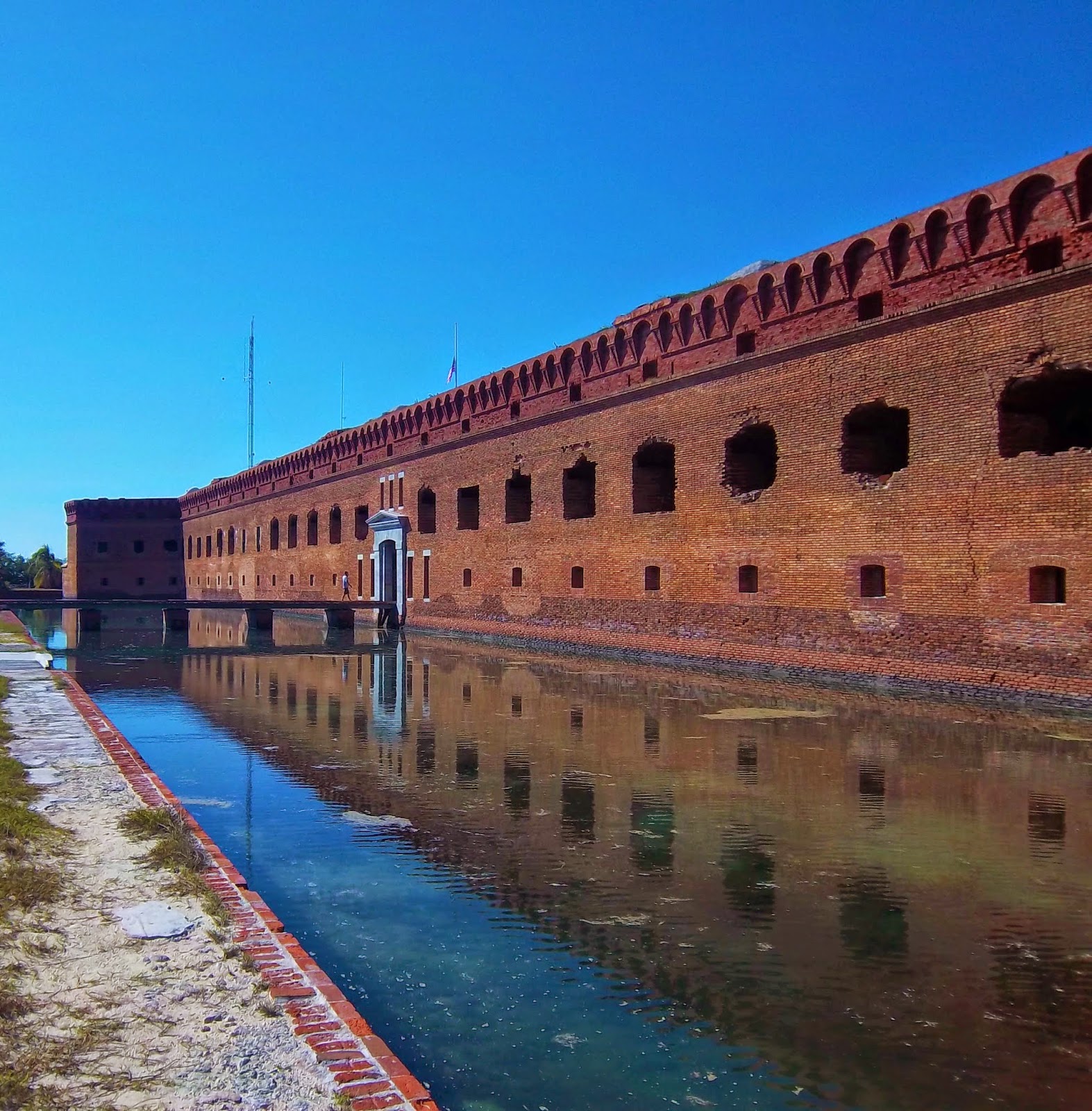 All 93+ Images how far is fort jefferson from key west Latest