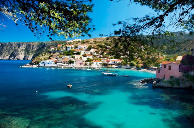6. Assos, Kefalonia - Top 10 Magnificent Greek Beaches 2015