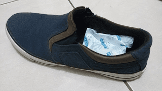 cara menggunakan silica gel pada sepatu