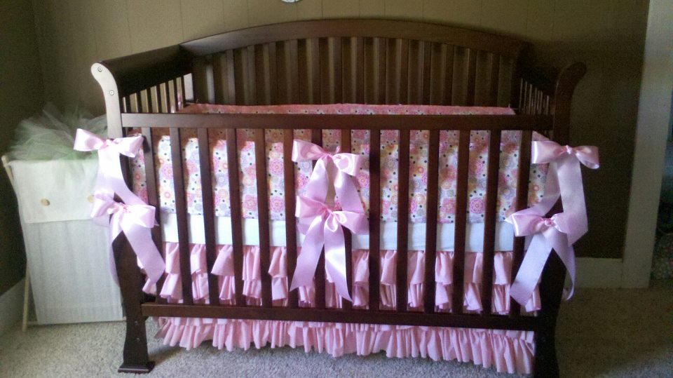 Nifty and 50 Bedding for Baby Bed