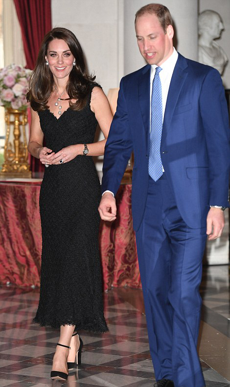 Royal Family Around the World: The Duke And Duchess Of Cambridge Visit ...