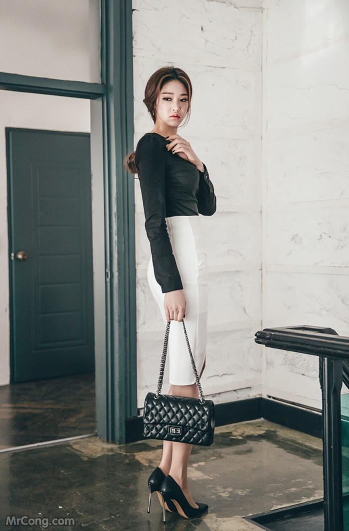 Beautiful Park Jung Yoon in the February 2017 fashion photo shoot (529 photos) photo 6-7