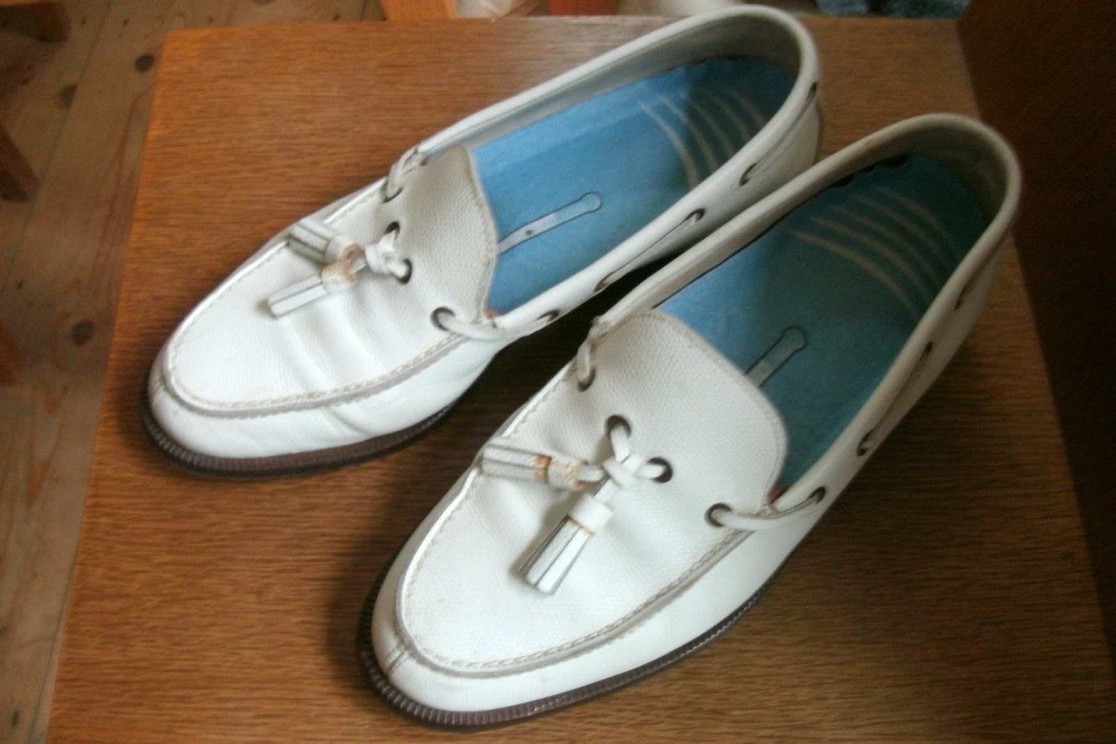 johnnyjumpsup Charity Shop Tales 7 and Vintage Shop Shoes