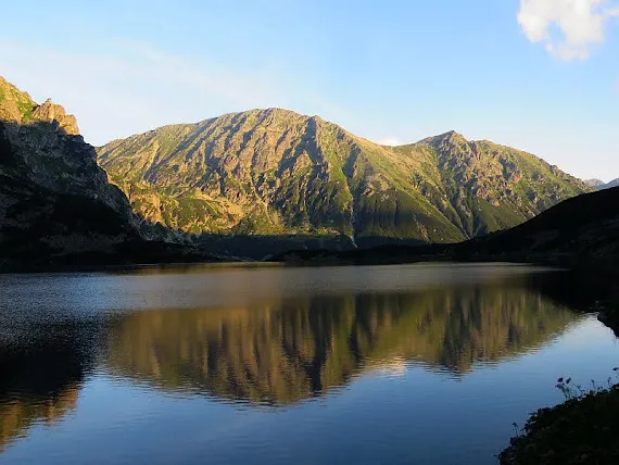 Czarny Staw pod Rysami czarny