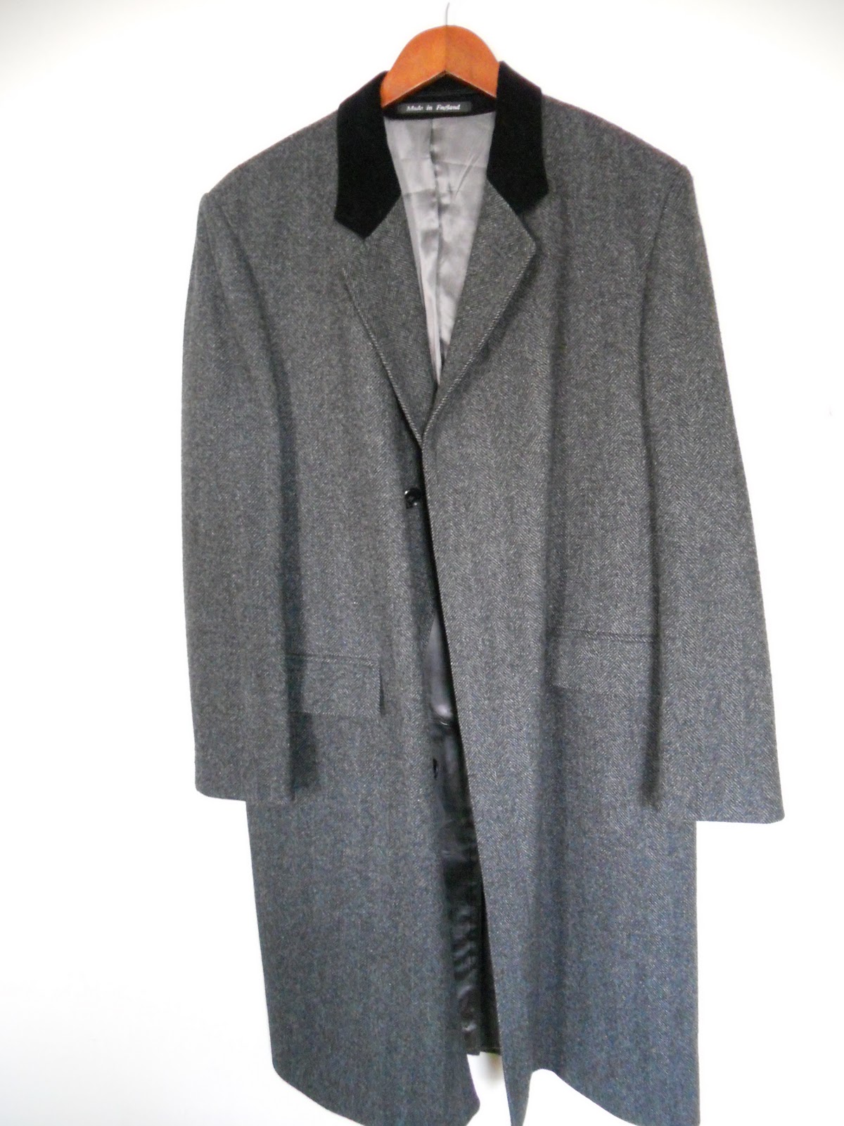 The Pursuits Of A Thrifty Gentleman: Winter Coats Part One: The