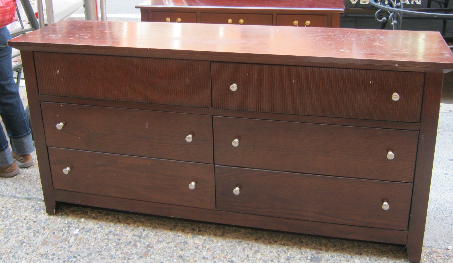 Uhuru Furniture & Collectibles Oak Veneer Dresser w/Mirror SOLD