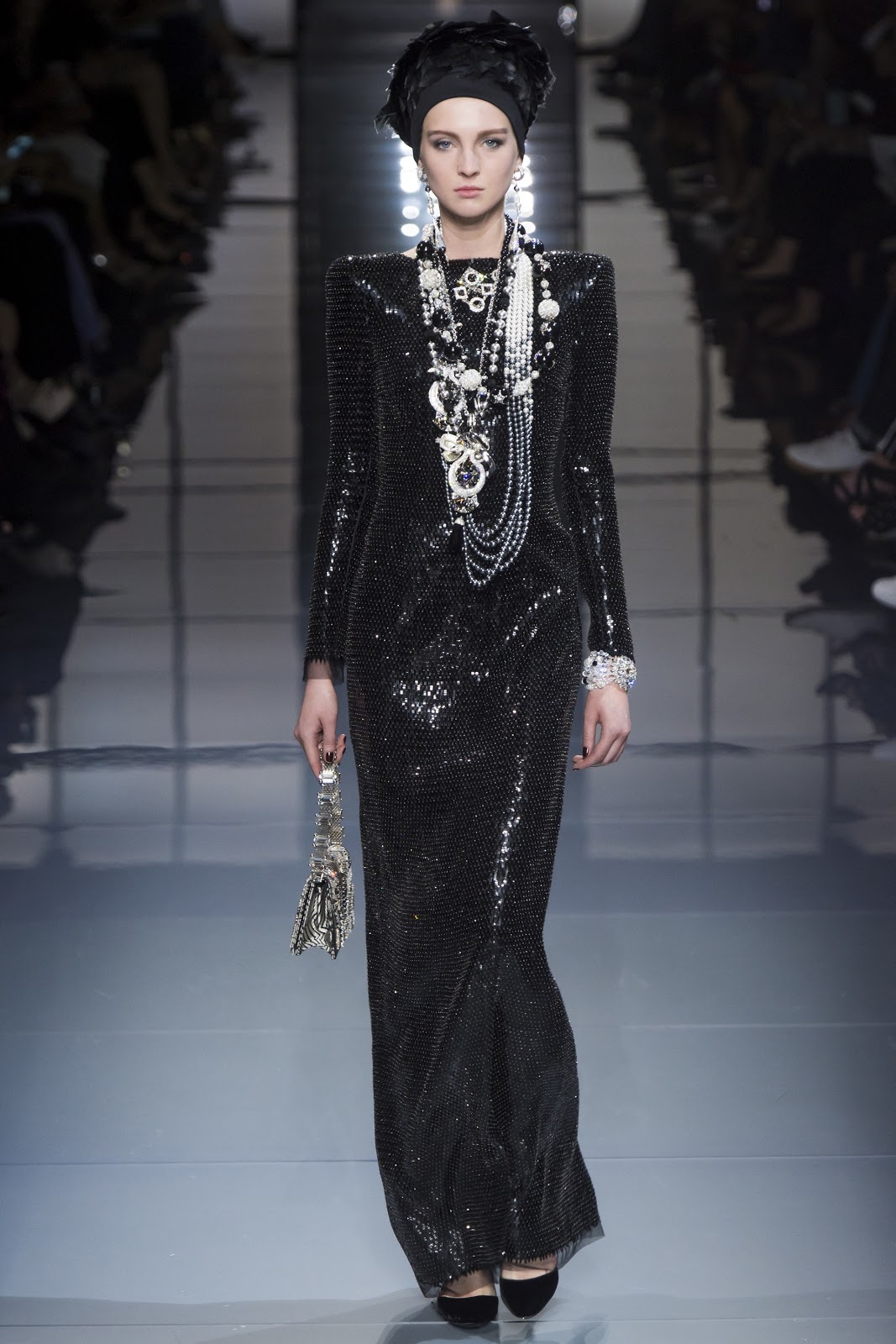 Fashion Runway | Giorgio Armani Prive Fall/Winter 2016-2017 Haute