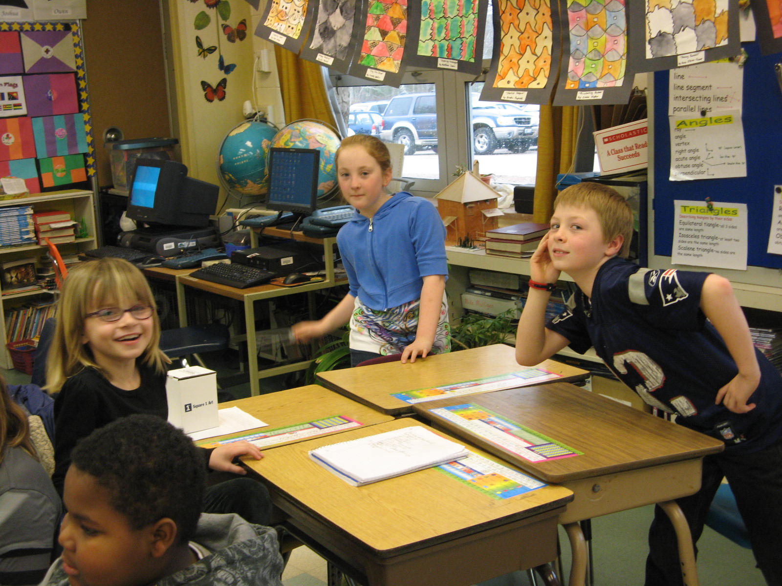 Mrs. Rathbone's Third Grade Class How Sound Travels