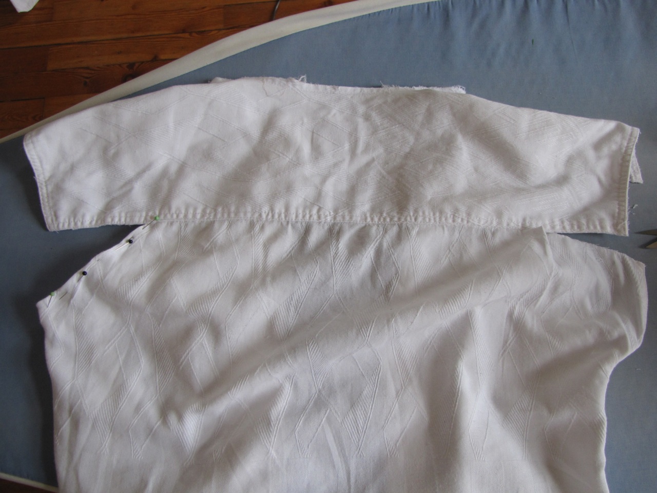 Of Dreams and Seams: Dress Shirt goes Fashion! (With step-by-step)