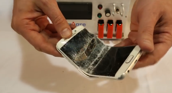 4 Hal Ini Berpotensi Merusak Kinerja Smartphone 4 Hal Ini Berpotensi Merusak Kinerja Smartphone