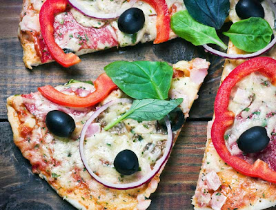  أسوأ 10 أغذية للصحة يجب أن تتخلى عنهم، وماهي بدائلهم الصحية؟  Healthy-homemade-pizza