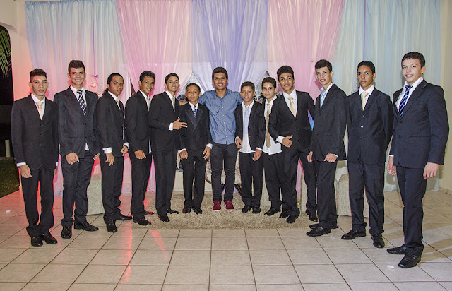 Prefeitura de Cocal realiza baile de debutantes para 15 jovens - Imagem 55