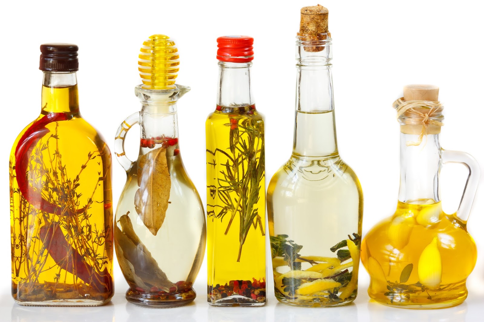 Какие масла можно наносить. Растительное масло. Ароматное оливковое масло. Масло растительное ароматное. Ароматизированное оливковое масло.