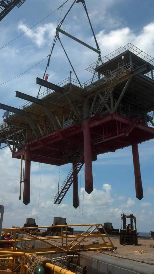Industrial History USACE Hercules and Quad Cities Barge Cranes