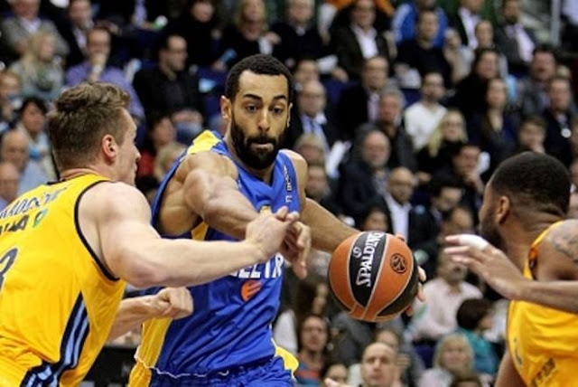 Ενισχύεται η αντίπαλος του Εξάστερου