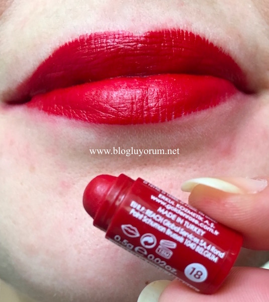 GOLDEN ROSE VELVET MATTE MİNİ KAPSÜL 1 VE 2 İNCELEMESİ GOLDEN ROSE VELVET MATTE MİNİ KAPSÜL 1 VE 2 İNCELEMESİ