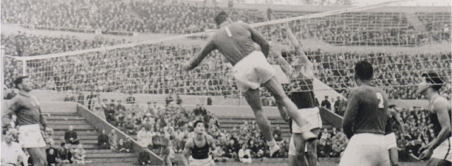 Gambar permainan bola voli pertama kali didemonstrasikan