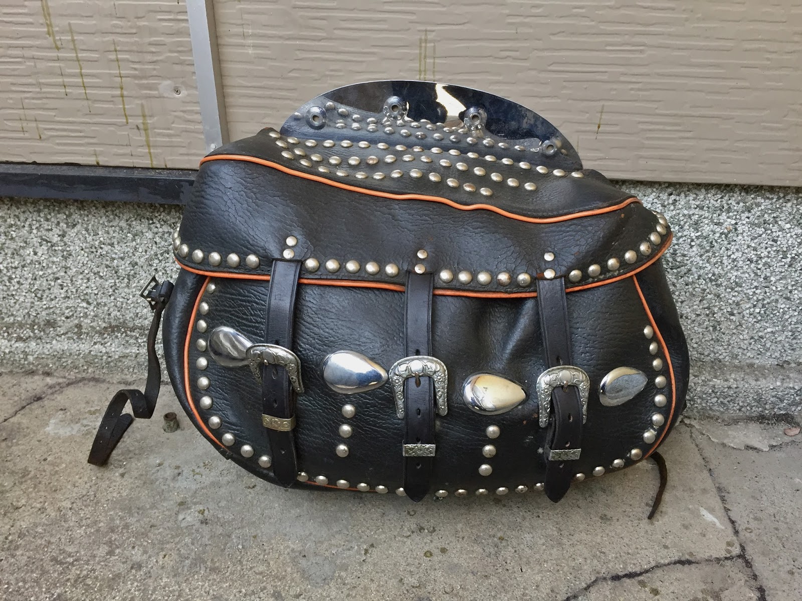 GORKY ゴーキー Vintage harley saddle bag repair