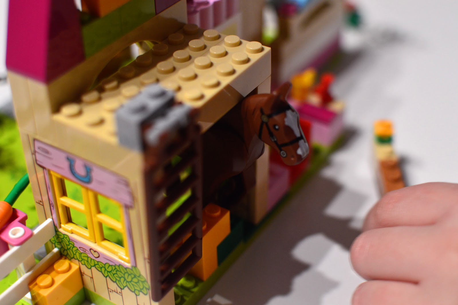 , LEGO Juniors Pony Farm (10674) Review