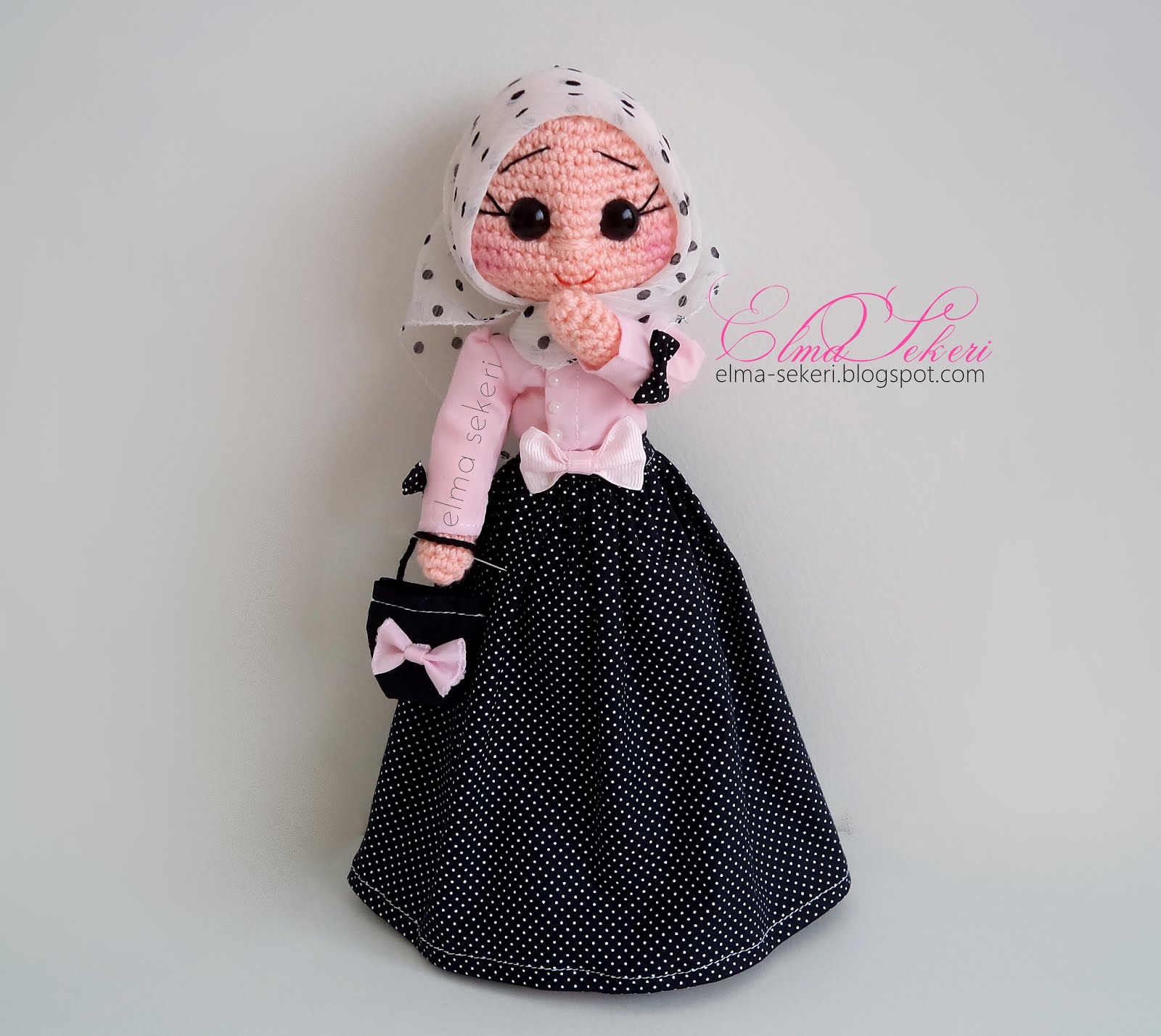 Elma Şekeri El Sanatları Atölyesi Amigurumi Bebekler ve