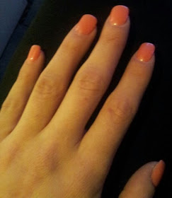 Vanessa&rsquo;s Beauty Blog: Sanja&rsquo;s Apricot-Gelnägel