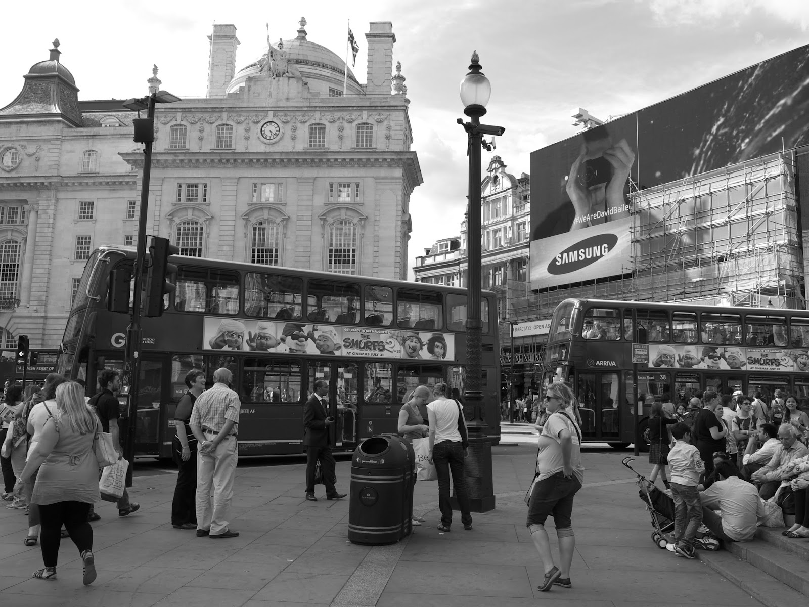 FOTOGRAFÍA Y ALGO MÁS. Piccadilly Circus (London)