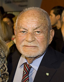 Veronica's father, the film producer Dino De Laurentiis, opposed her book