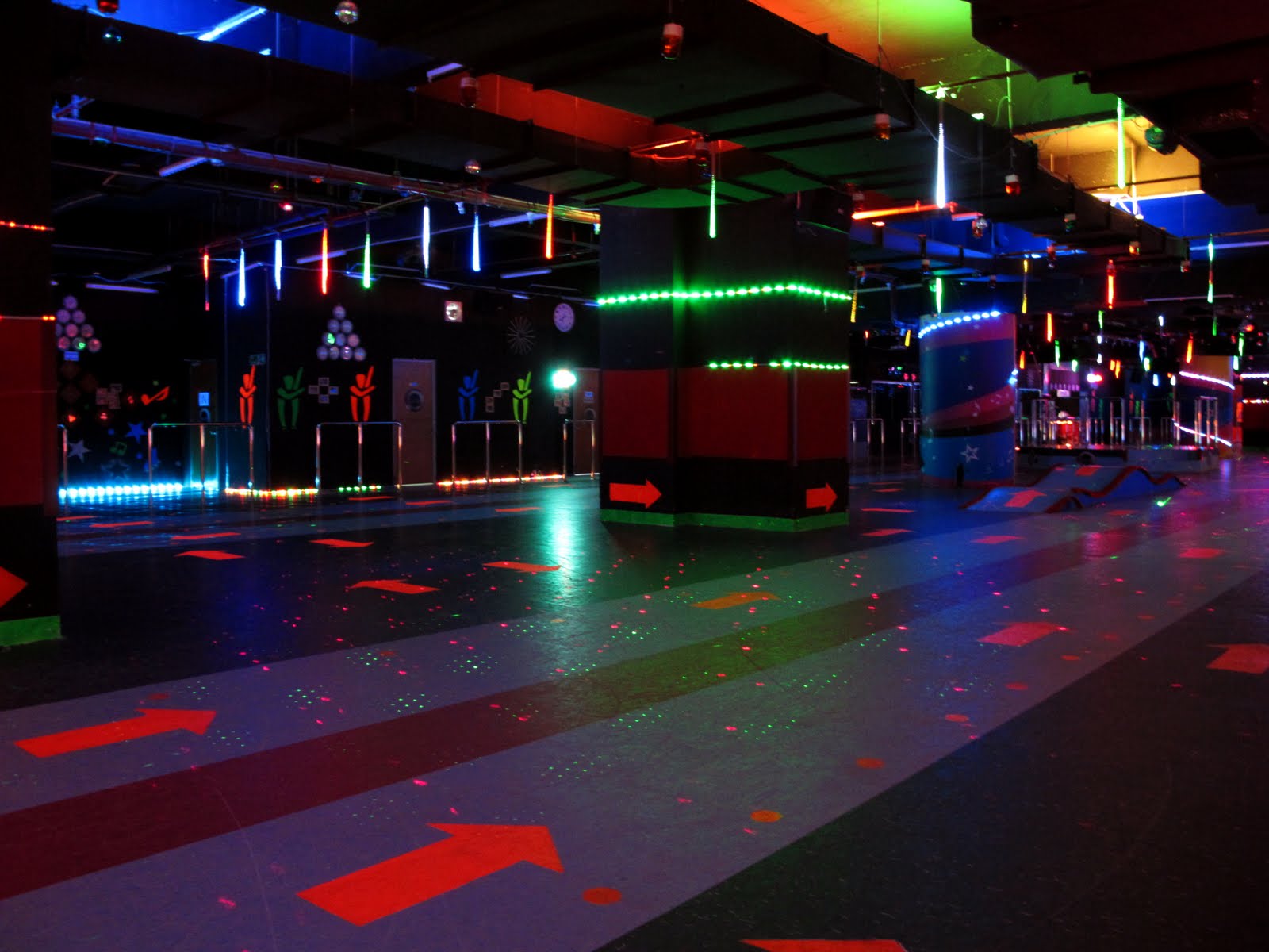 Being Hildaladida The Wheels Disco Roller Skating