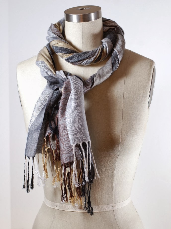 3 Fantastic Ways to Knot a Scarf Voguette Fashion