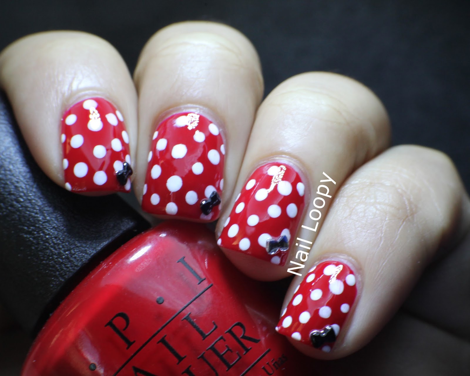 nail loopy: MINNIE MOUSE NAILS WITH BOW STUDS