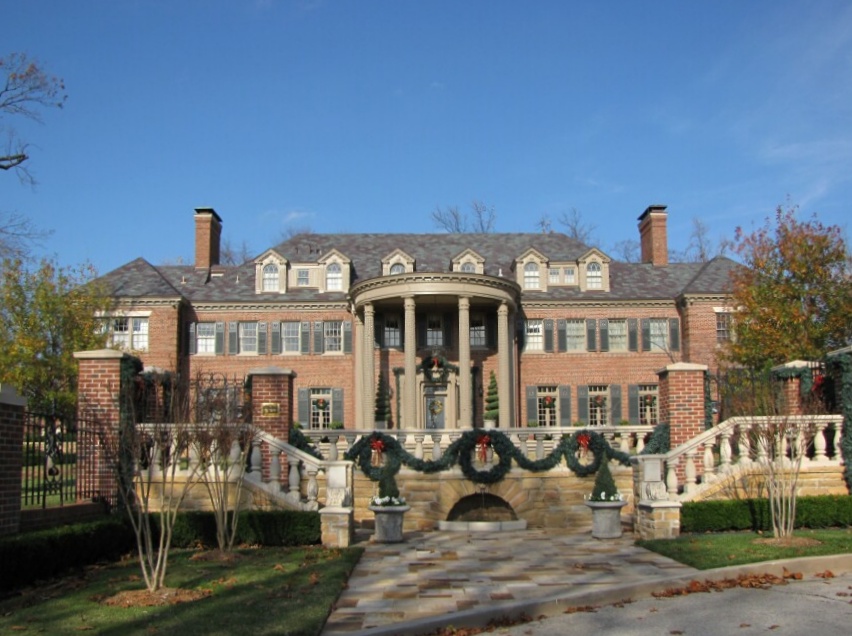 Paisley Curtain Historic houses of Tulsa