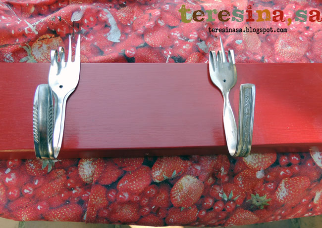 Perchero reciclando tenedores