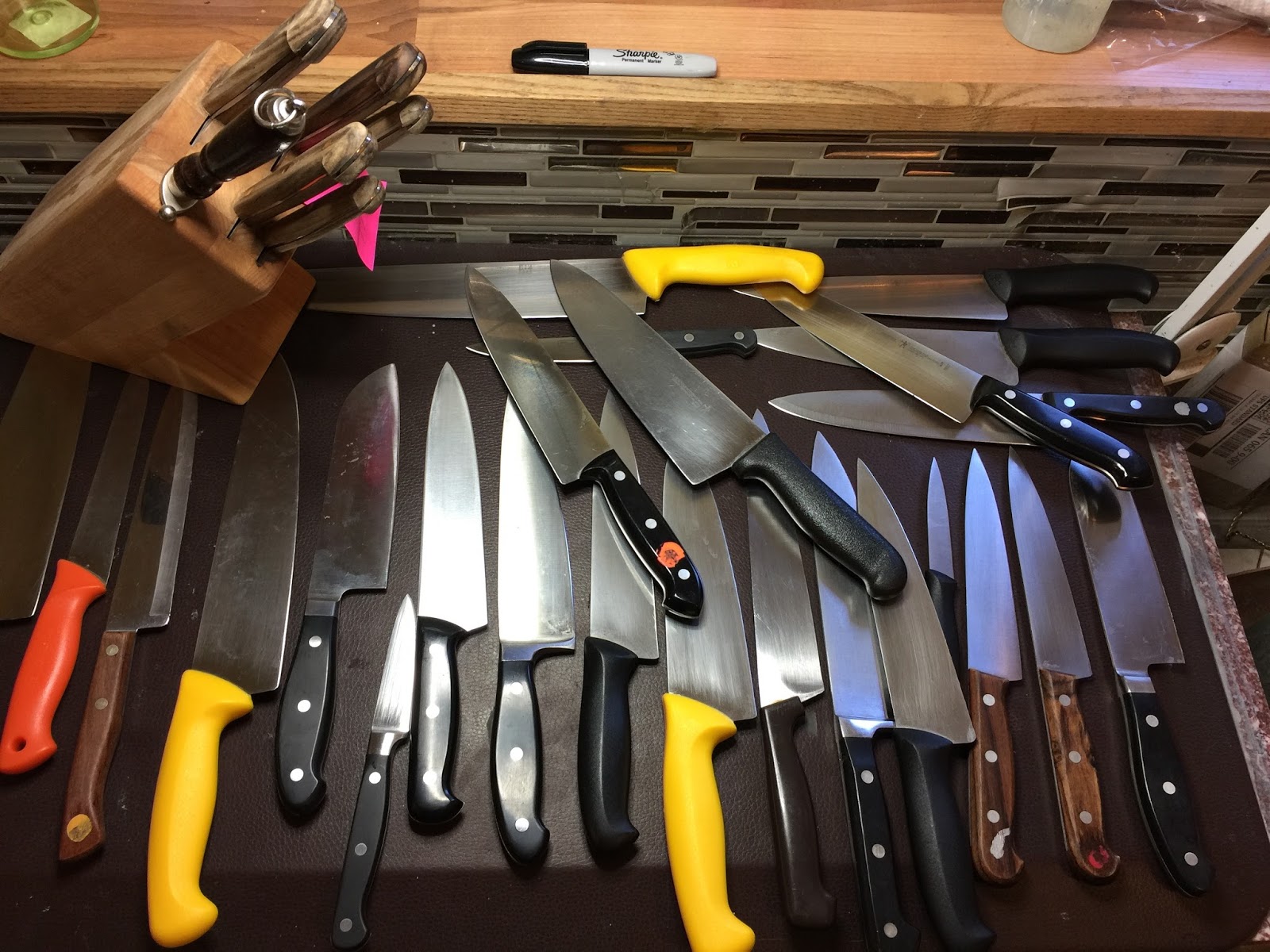 Knife Sharpening Using Traditional Methods The Advantages of Pressure