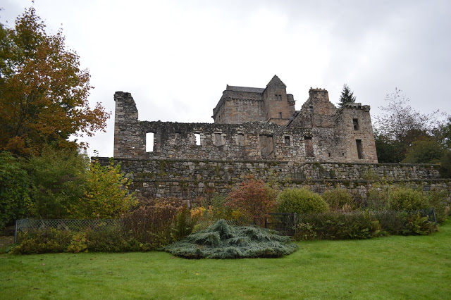 Dollar Glen. Castle Campbell