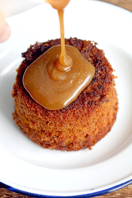Foodagraphy. By Chelle. Sticky date pudding with butterscotch sauce